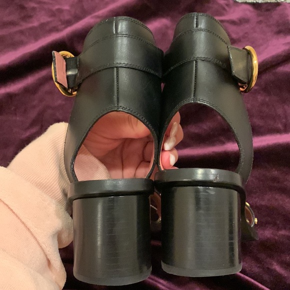 💥ONSALE ONLY TODAY💥 Authentic Louis Vuitton Passenger Sandal Sz 38 preowned - Picture 6 of 7